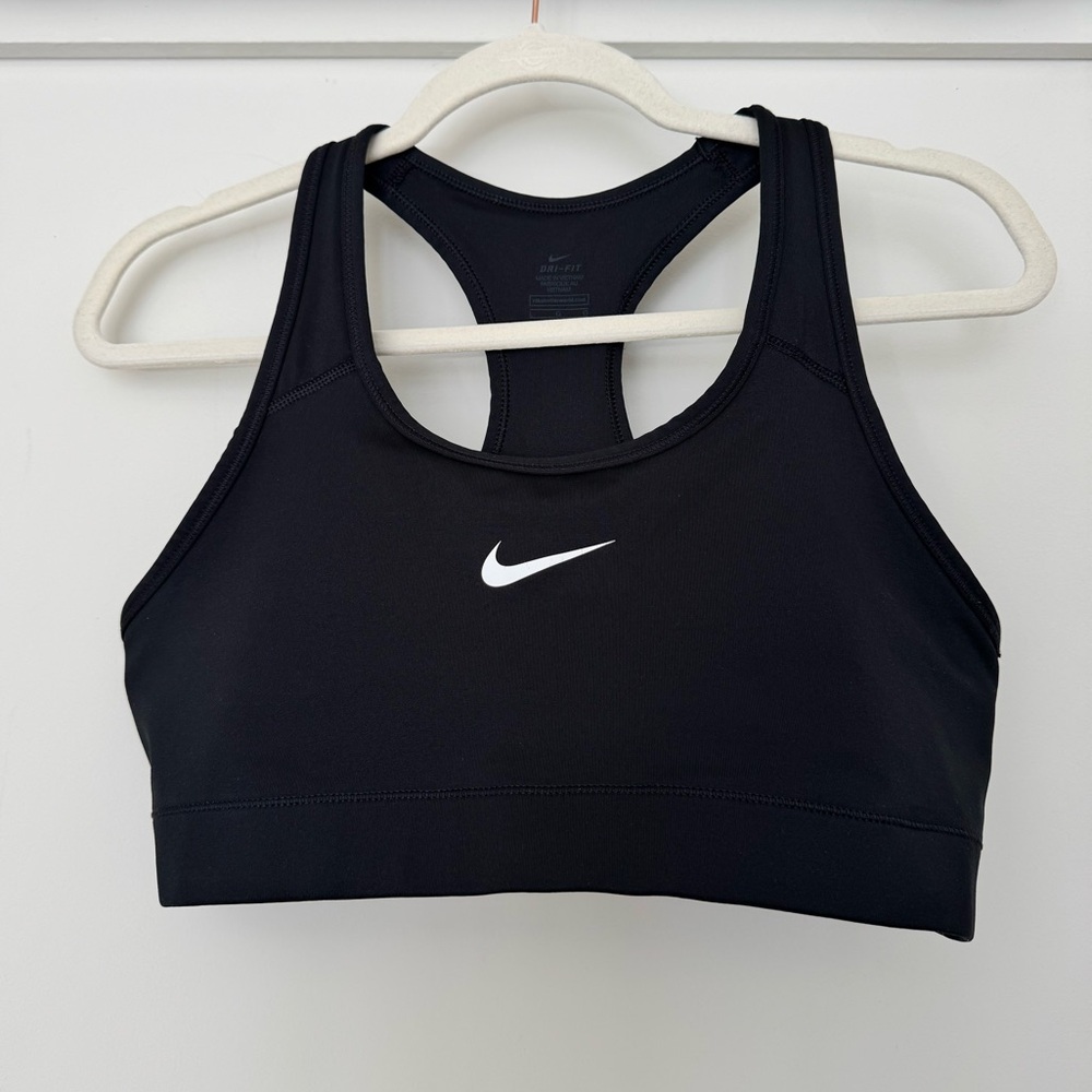 Nike sports bra size L
